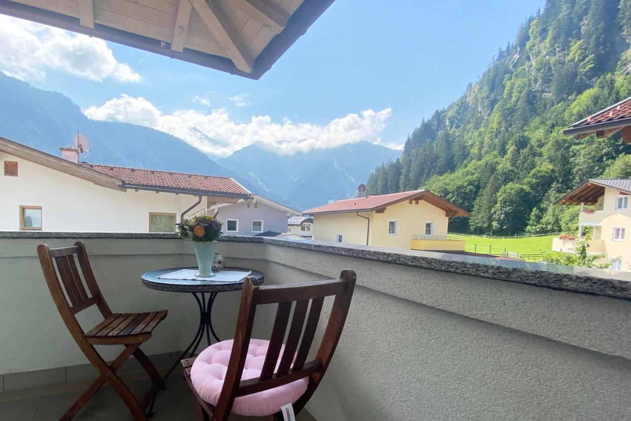 Apart Haus Bella Mayrhofen Exterior photo